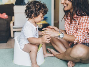 consejos_para_el_entrenamiento_de_control_de_esfinteres_de_ninos_pequenos_nestle_mom_me