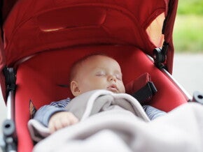 guia_para_el_primer_paseo_del_bebe_nestle_mom_me