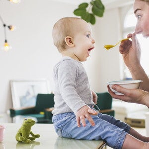 Alimentación y desnutrición infantil Alimentación y desnutrición infantil