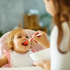 como_brindar_una_dieta_saludable_para_los_ninos_pequenos_nestle_mom_me