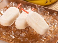 Fresca paleta de yogurt y Nestum