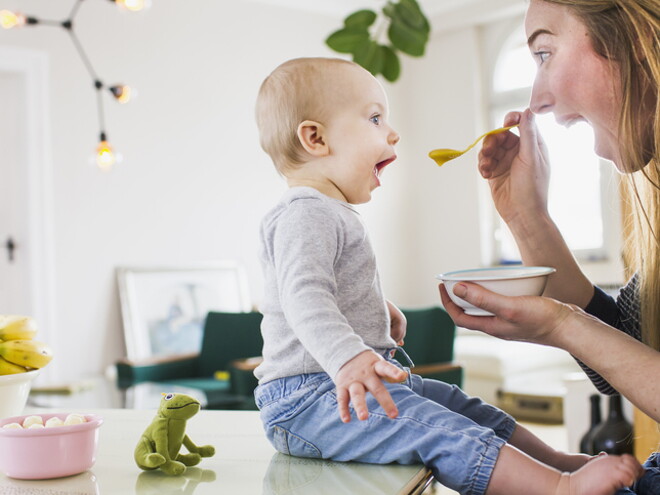 Alimentación y desnutrición infantil Alimentación y desnutrición infantil