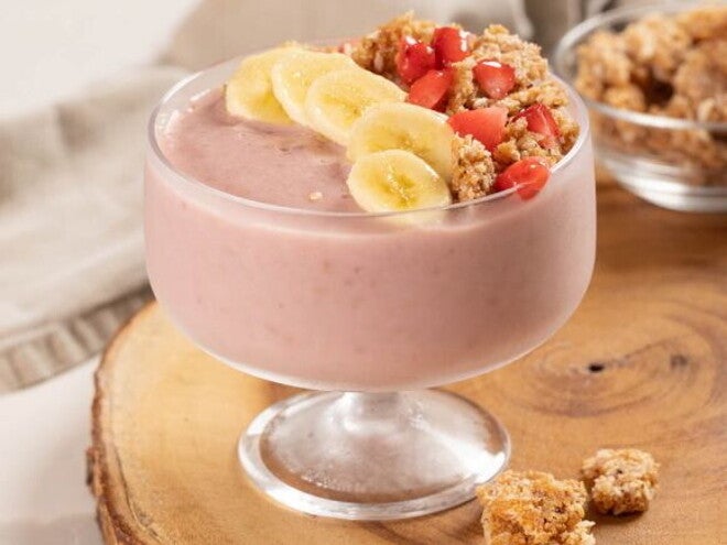 Smoothie Bowl de Fresas y Guineo