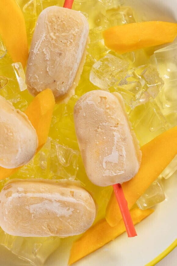 paleta guineo y mango
